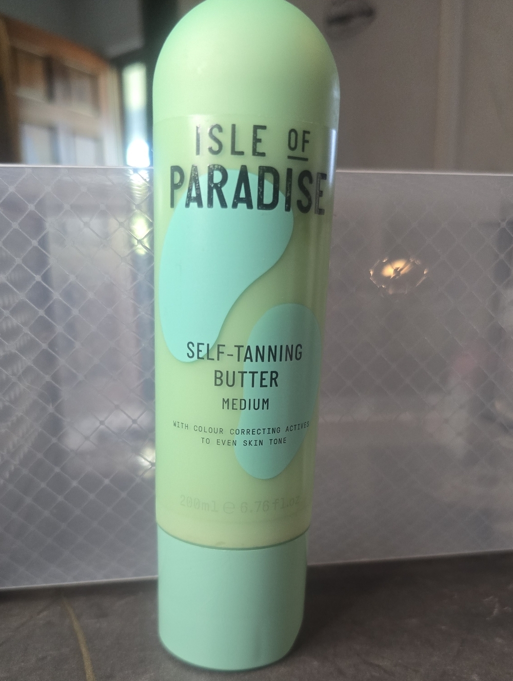 Isle of Paradise Self-Tanning Butter - Medium